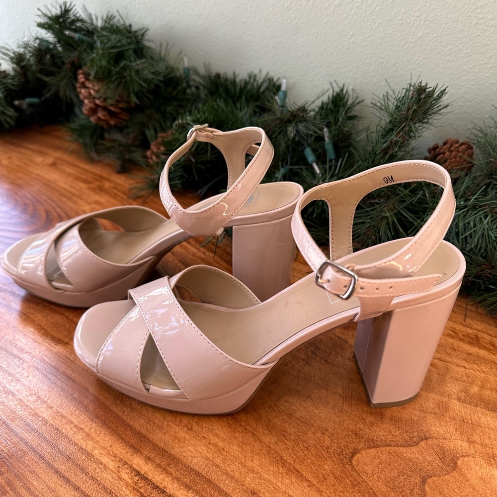 Pop Delighted Nude Block Heel - Picture 2 of 4